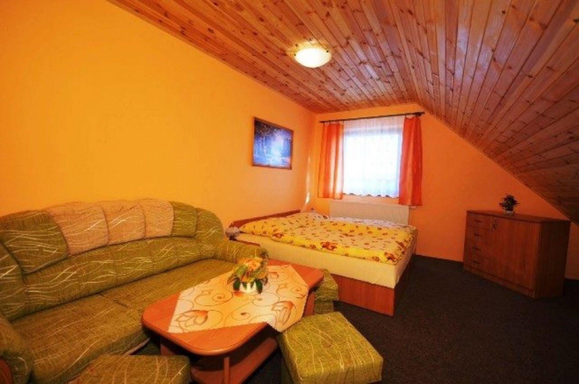 Penzion Palusak Стара-Лесна Экстерьер фото